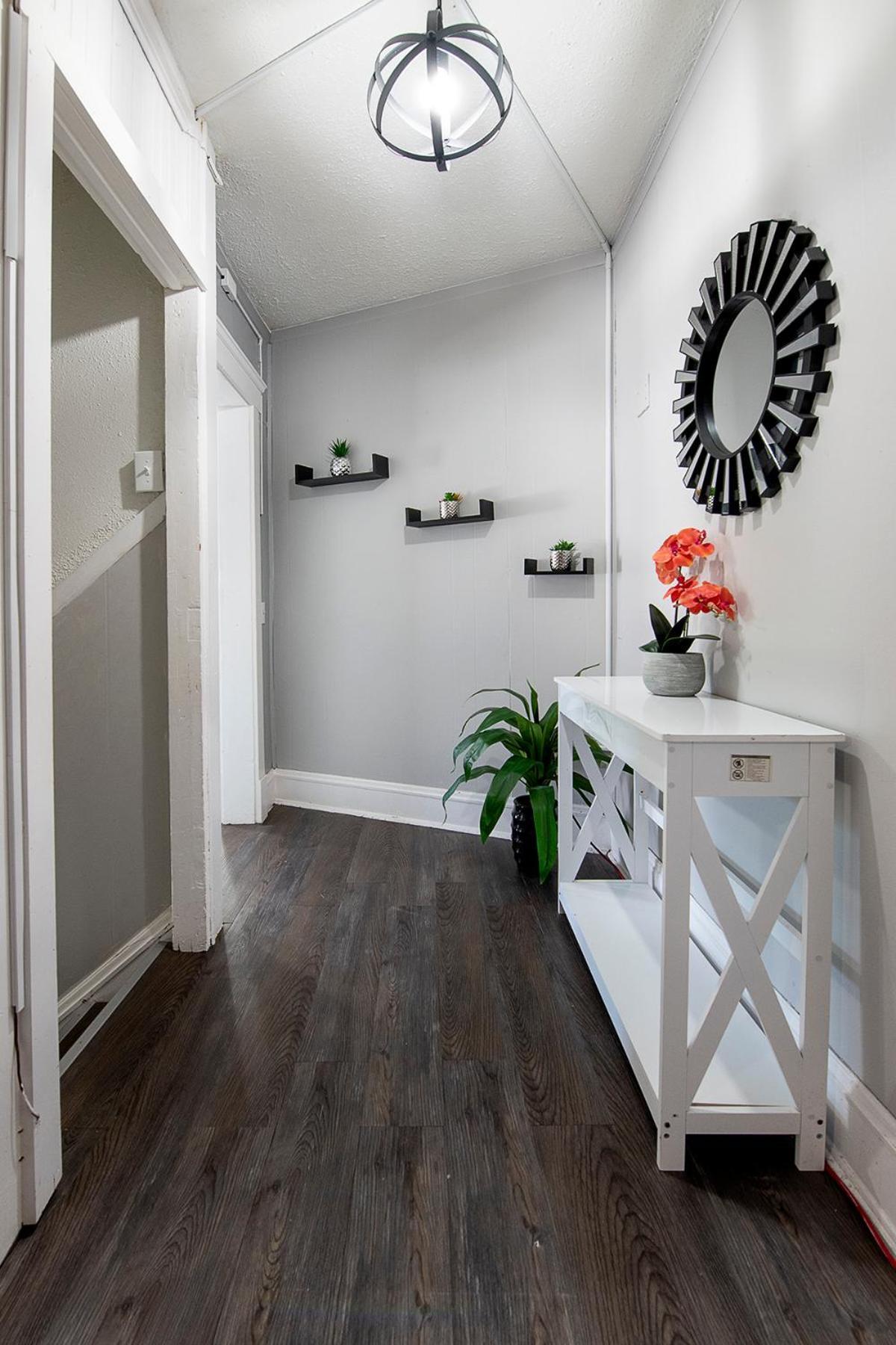 The Rubi Lounge - Spacious Brooklyn Centre Modern Escape Near Downtown With Parking, 300Mb Wifi & Self Check-In Cleveland Ruang foto